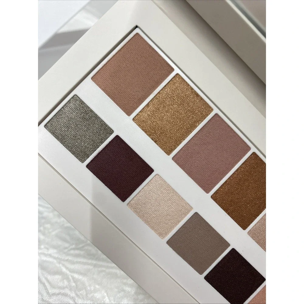 Lancôme‎ Holiday 2023 Eye & Face Palette Matte/Glossy/Metallic/Glittery/Frosted